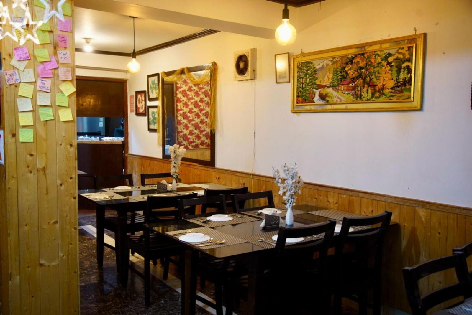 A Pousada Backpackers Den Gangtok Exterior foto